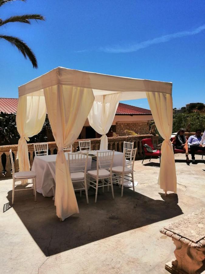 Casolare Del Toscano Country Rooms Caltagirone Exterior photo