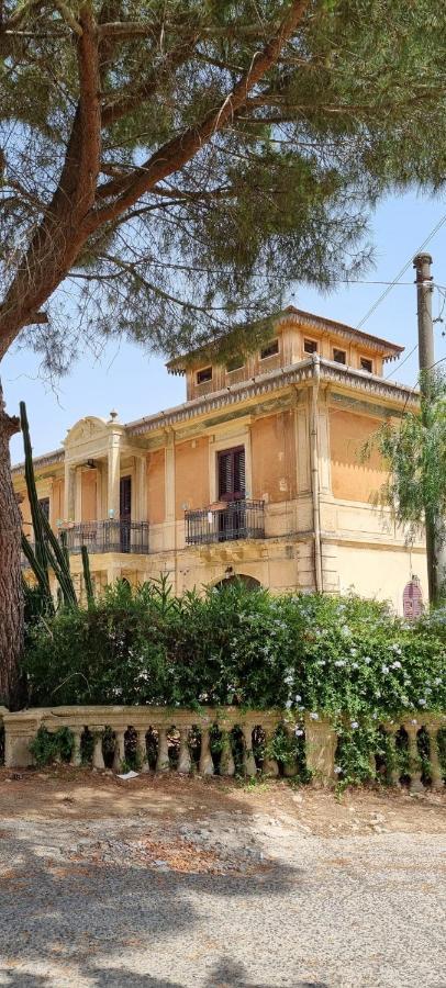 Casolare Del Toscano Country Rooms Caltagirone Exterior photo